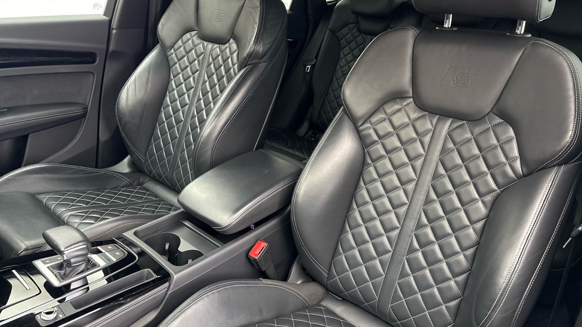 Audi Q5 Image 7