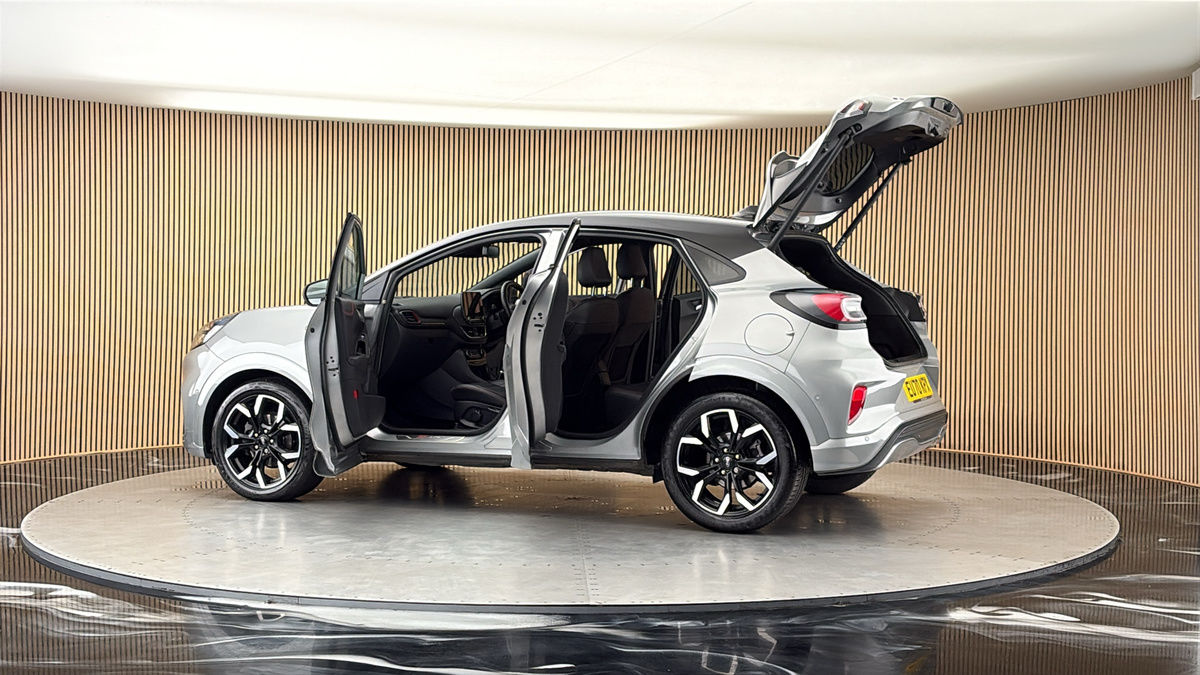 More views of Ford Puma