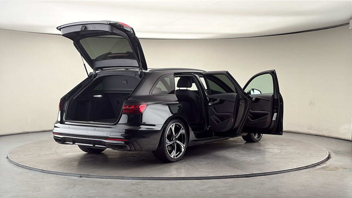 More views of Audi A4 Avant