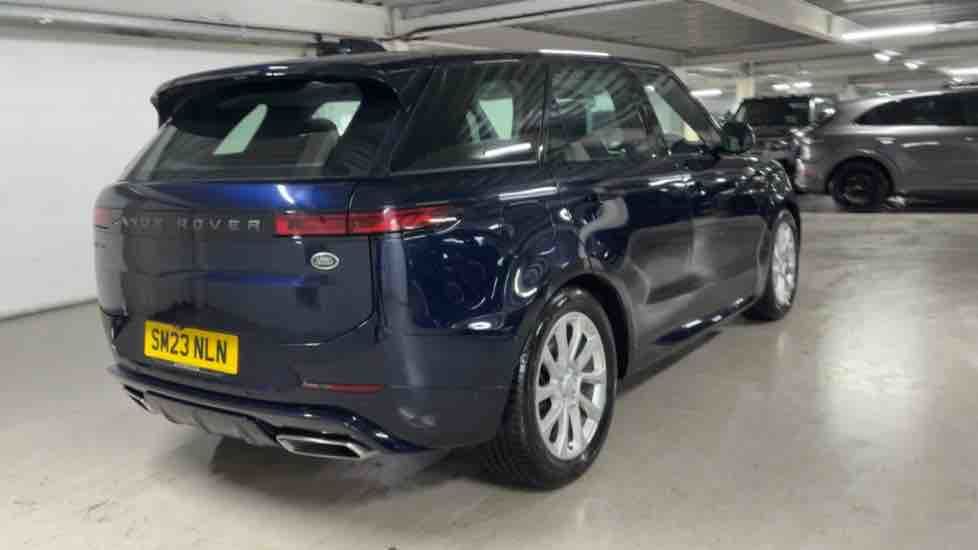 More views of Land Rover Range Rover Sport