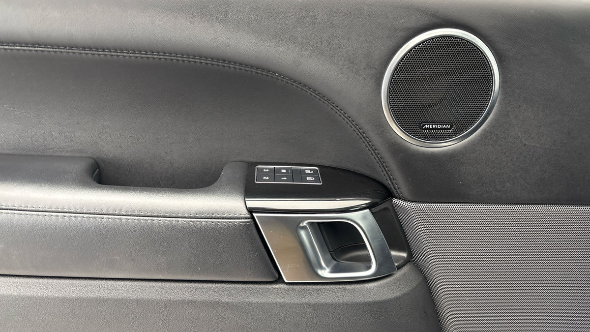 Land Rover Range Rover Sport Image 19