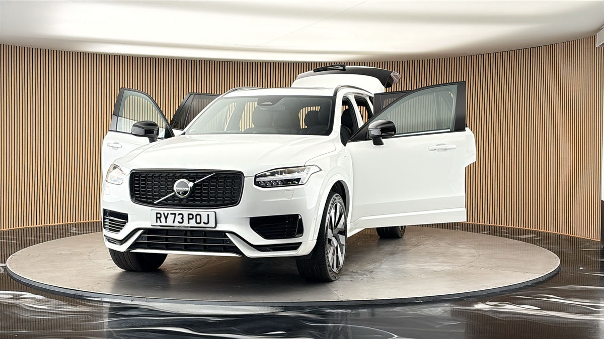 More views of Volvo XC90
