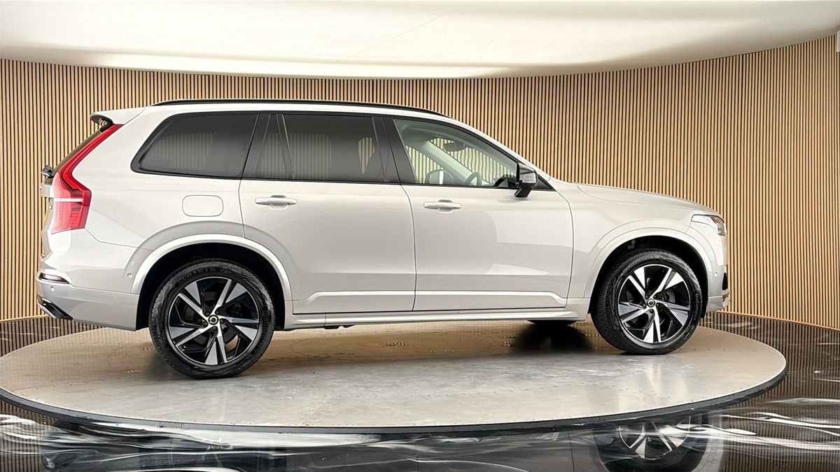 More views of Volvo XC90