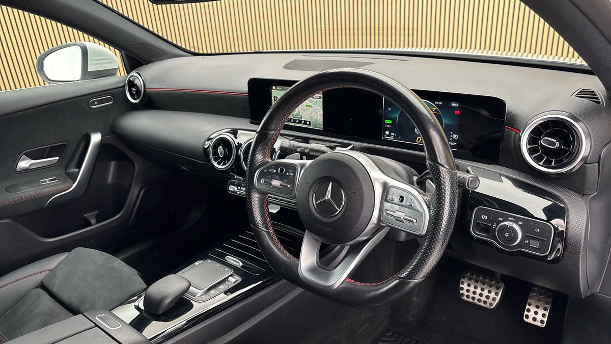 Mercedes-Benz A Class Image 5