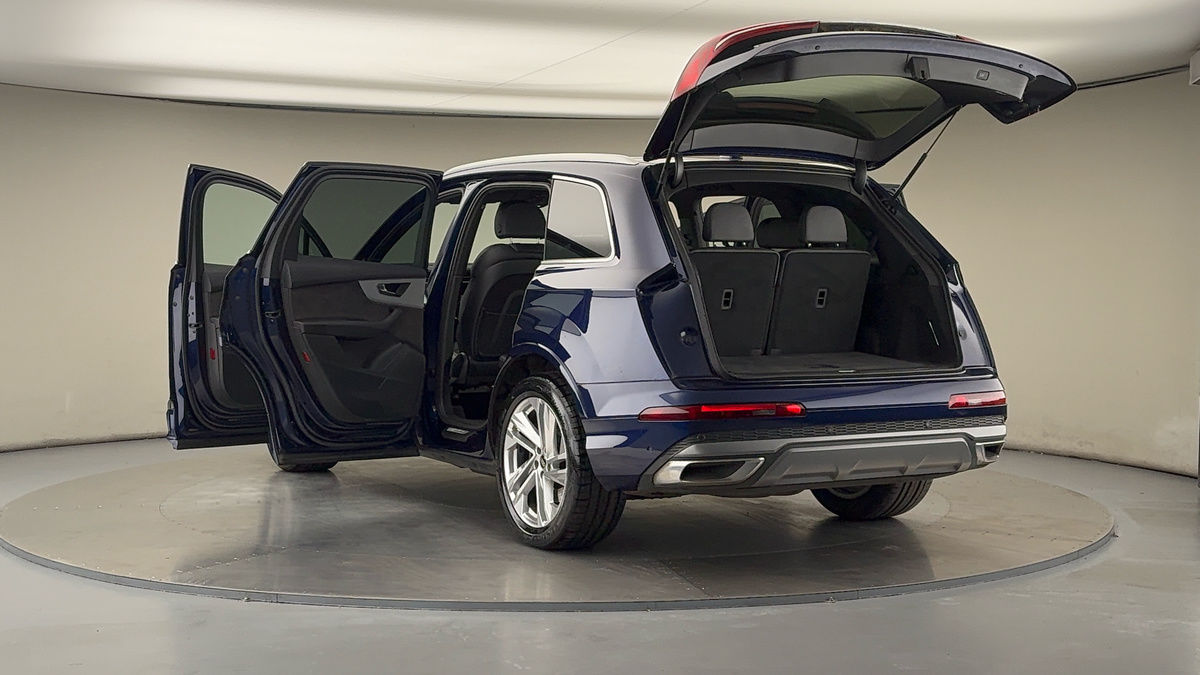 Audi Q7 Image 23