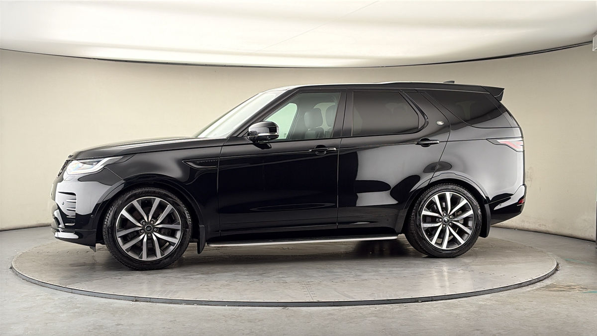 More views of Land Rover Discovery