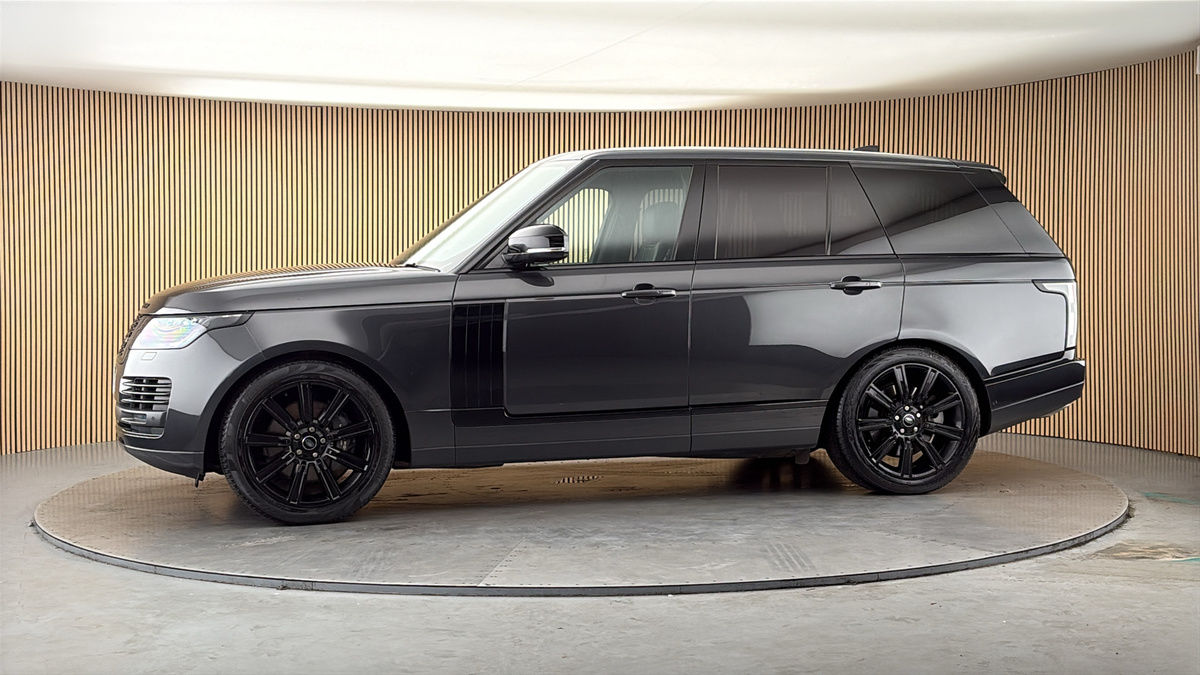 More views of Land Rover Range Rover