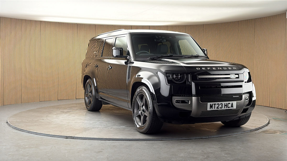 More views of Land Rover Defender 130