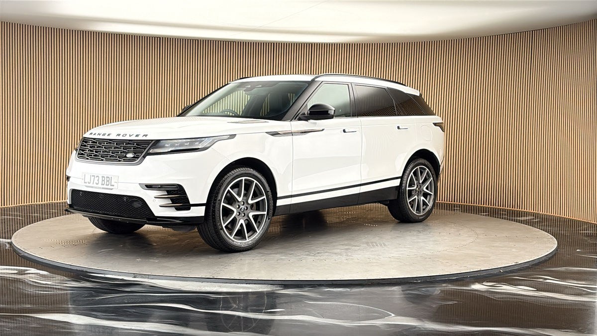 Land Rover Range Rover Velar Image 20