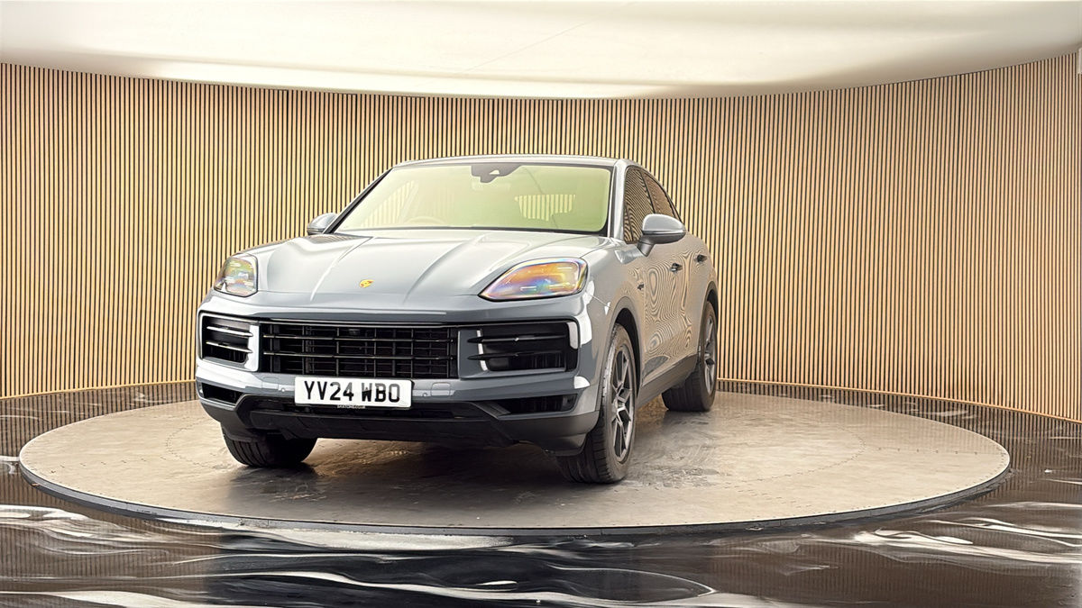 More views of Porsche Cayenne