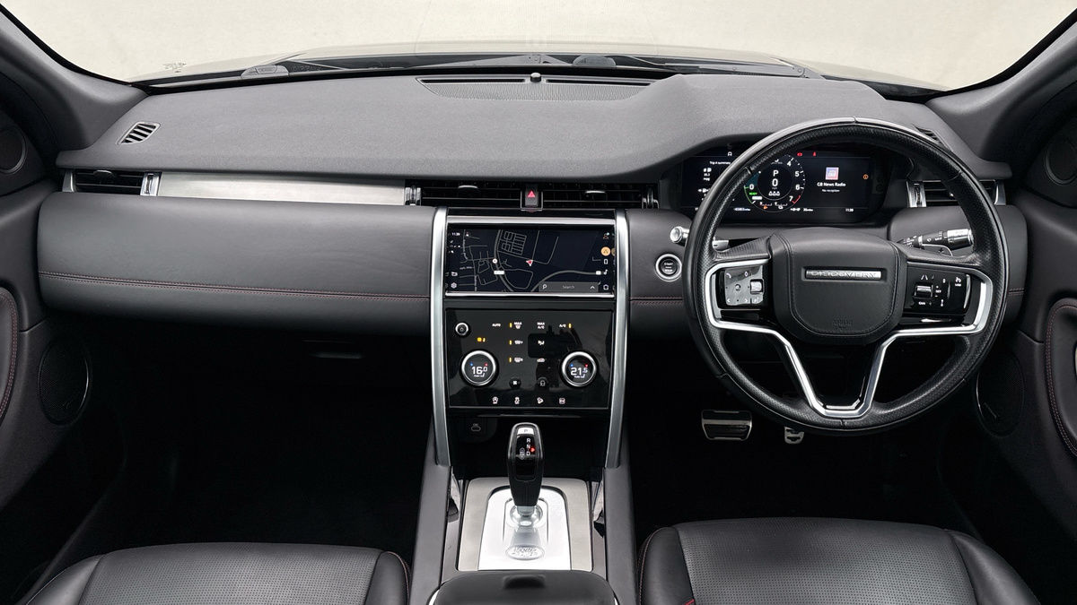 Land Rover Discovery Sport Image 12