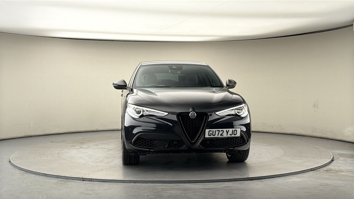 More views of Alfa Romeo Stelvio