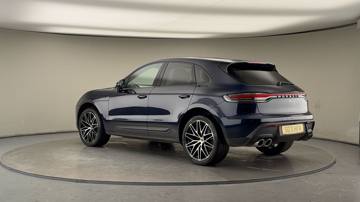 More views of Porsche Macan