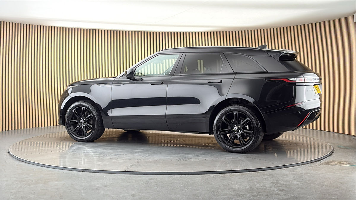 More views of Land Rover Range Rover Velar