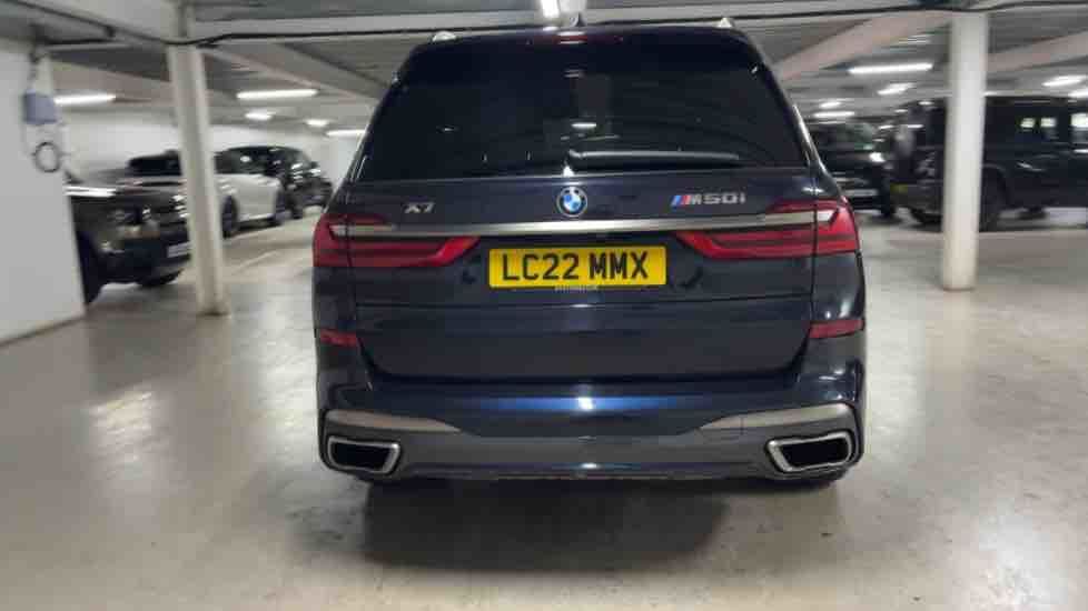 More views of BMW X7