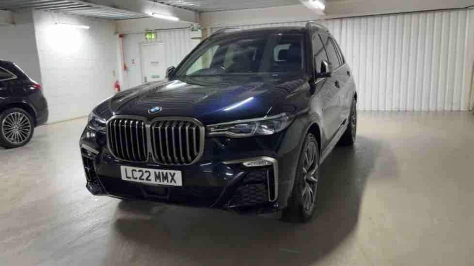 More views of BMW X7