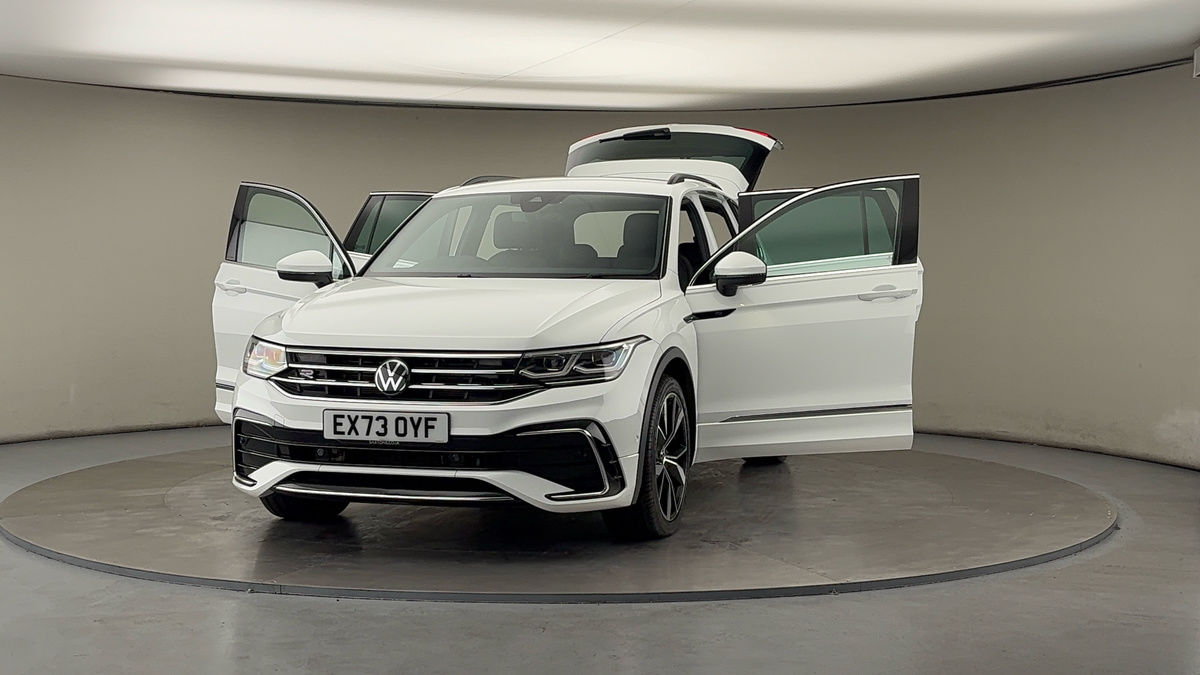 More views of Volkswagen Tiguan