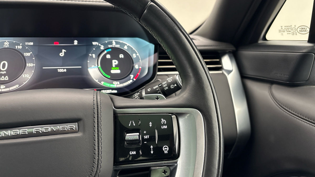 Land Rover Range Rover Image 14