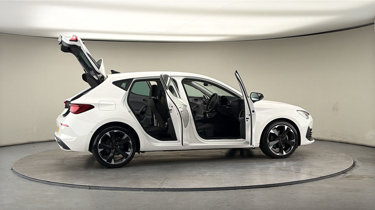 More views of CUPRA Leon