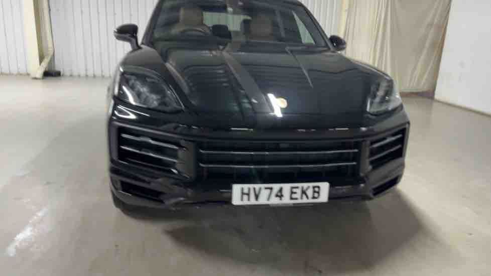 More views of Porsche Cayenne