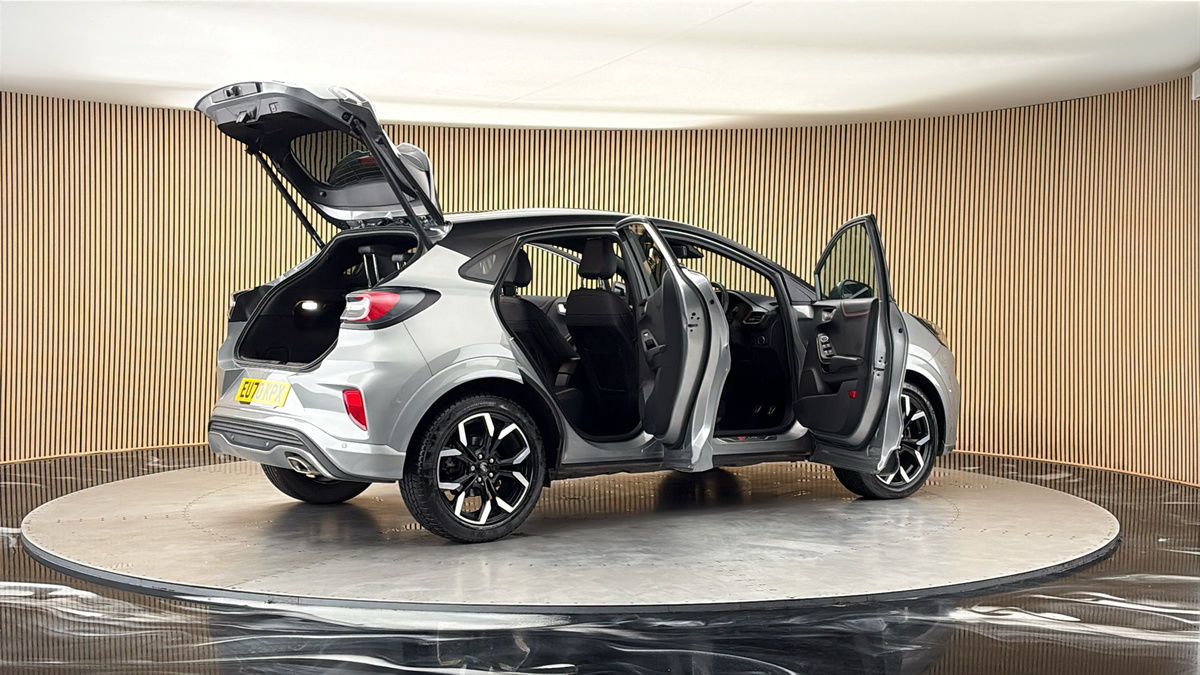 More views of Ford Puma