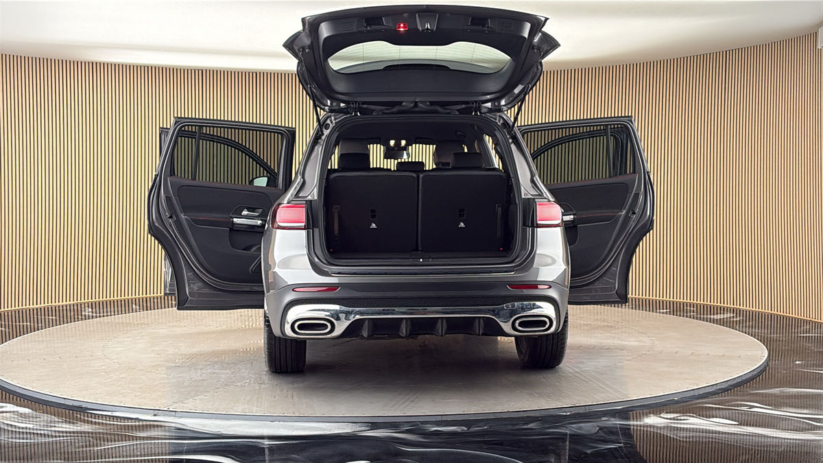 More views of Mercedes-Benz GLB