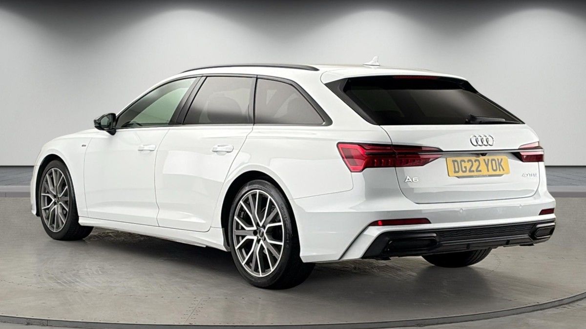 Audi A6 Avant Image 2