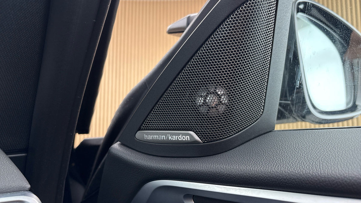 BMW i4 Image 32