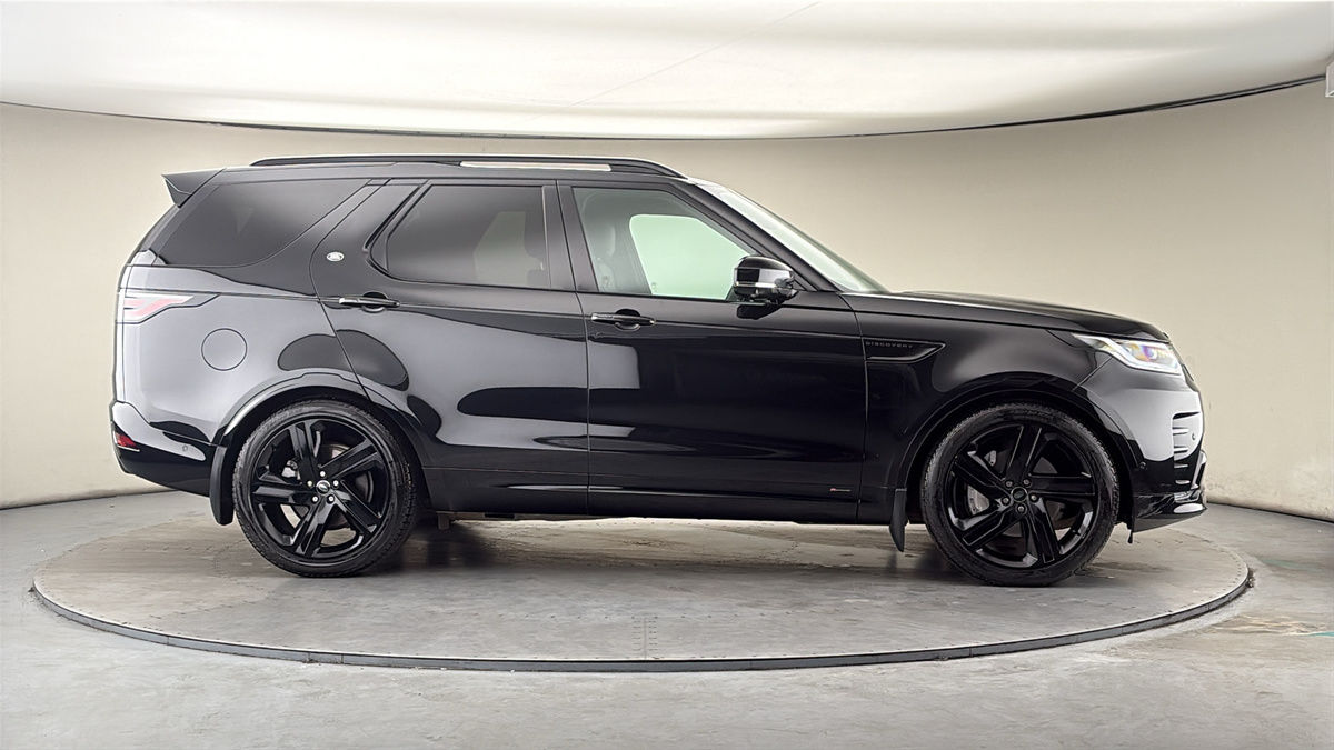 More views of Land Rover Discovery