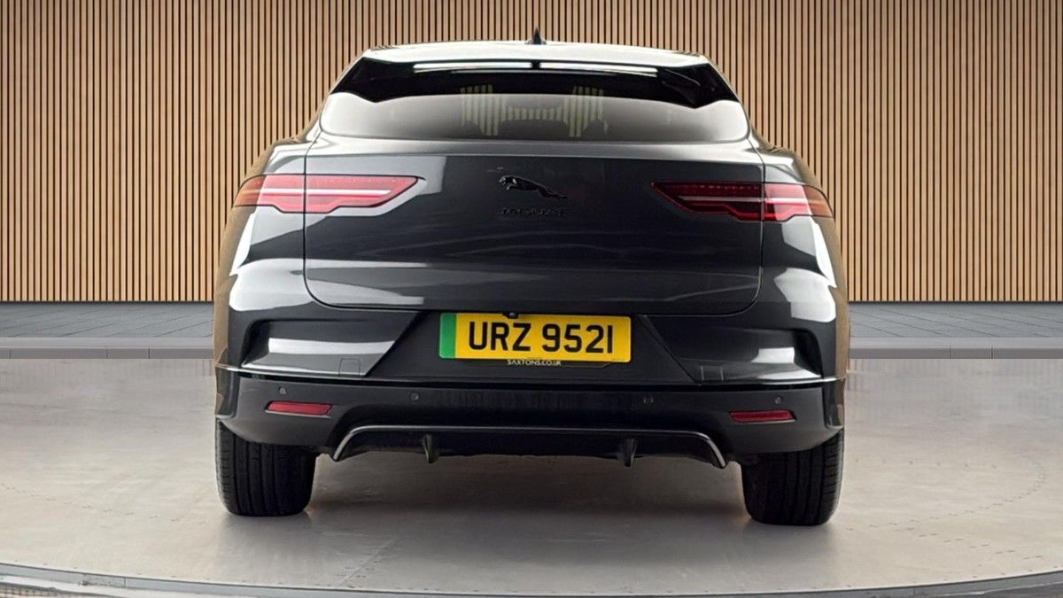 Jaguar I-PACE Image 4