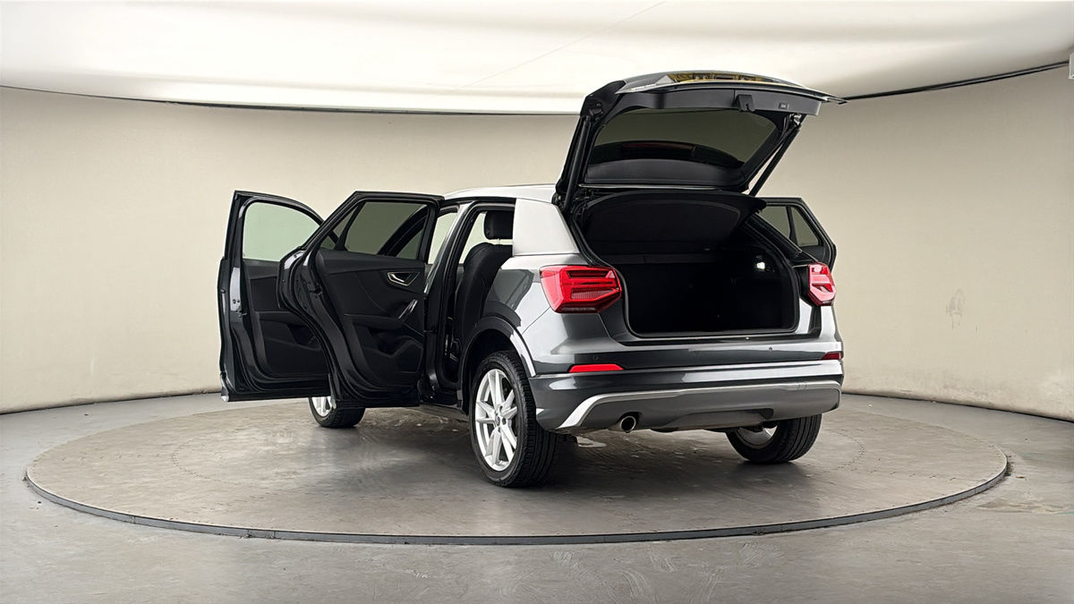 More views of Audi Q2