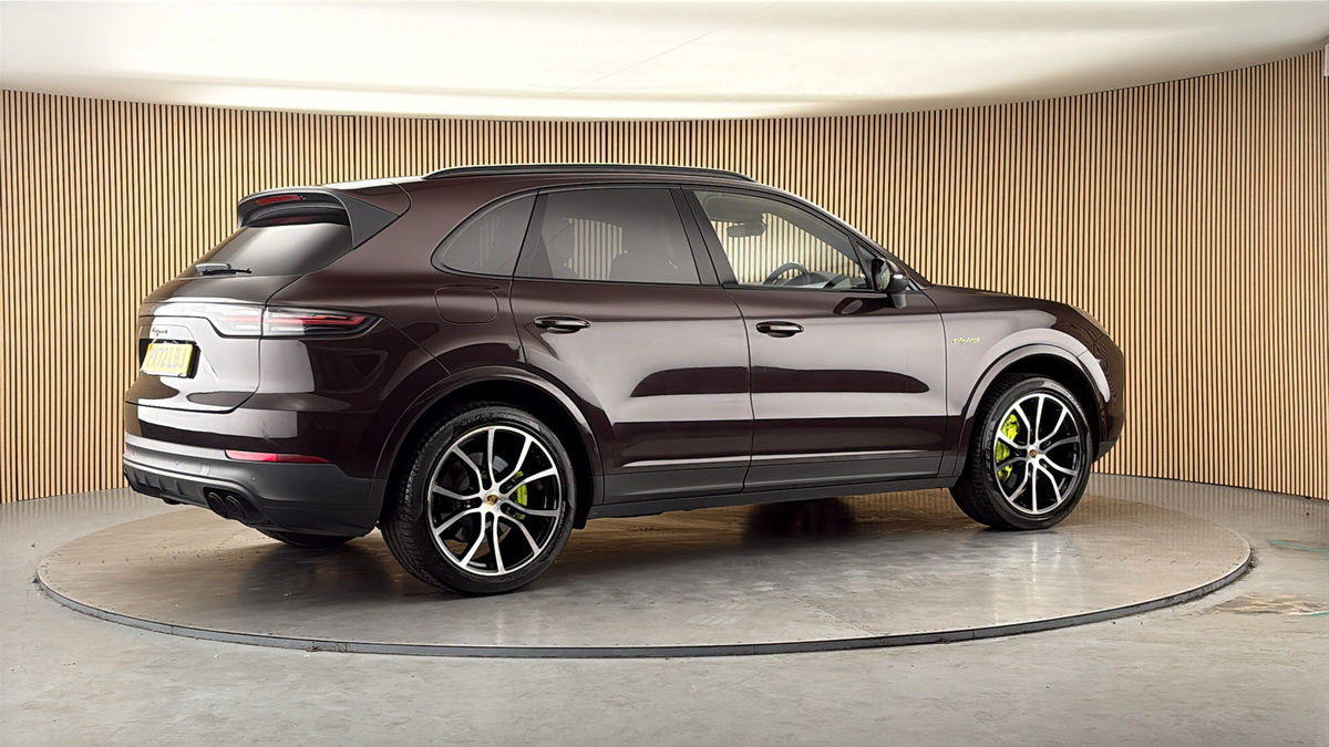 More views of Porsche Cayenne