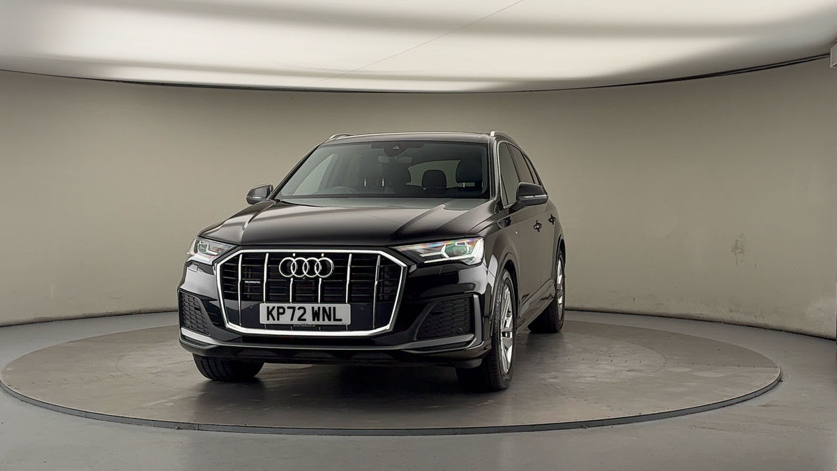 More views of Audi Q7