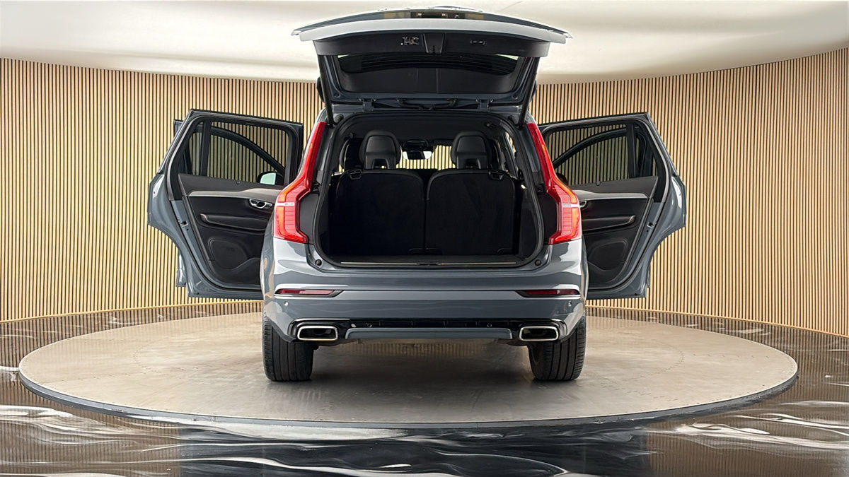 More views of Volvo XC90