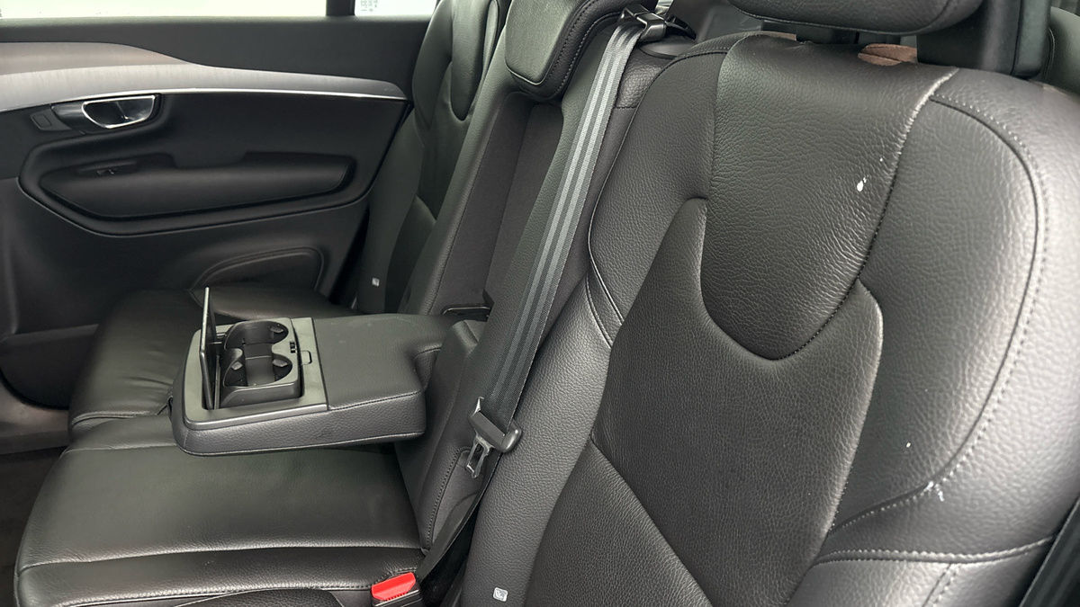 Volvo XC90 Image 9