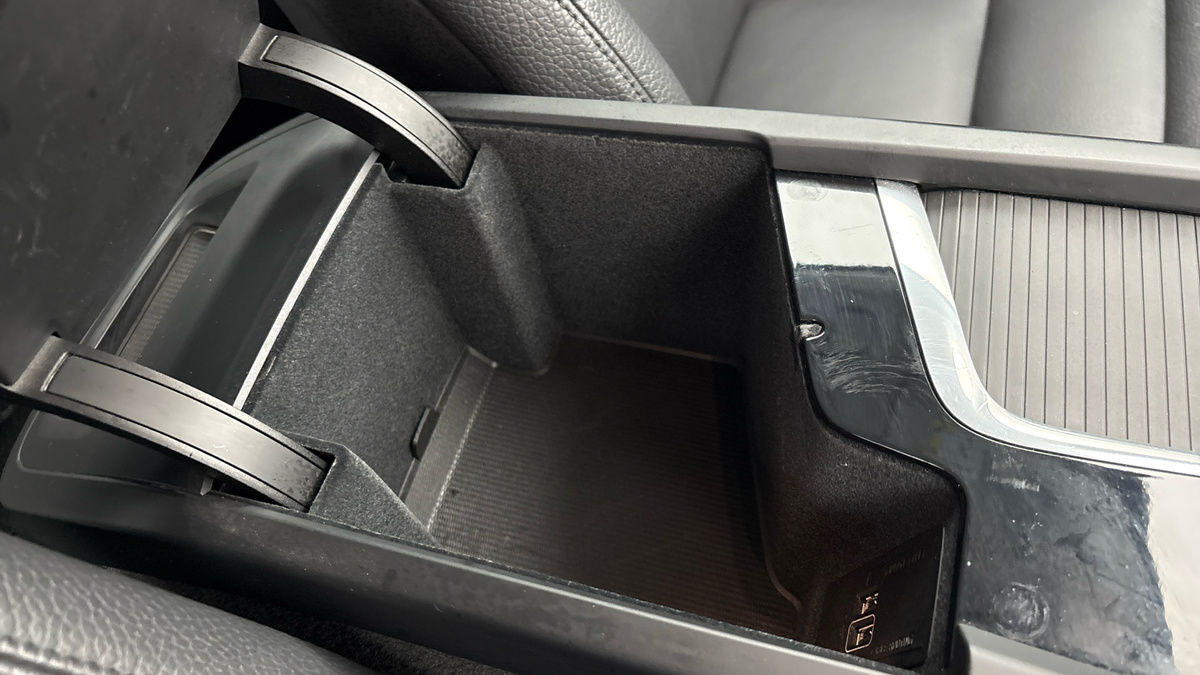 Volvo XC60 Image 28