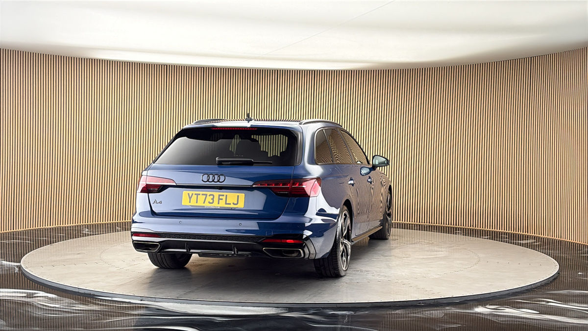 More views of Audi A4 Avant
