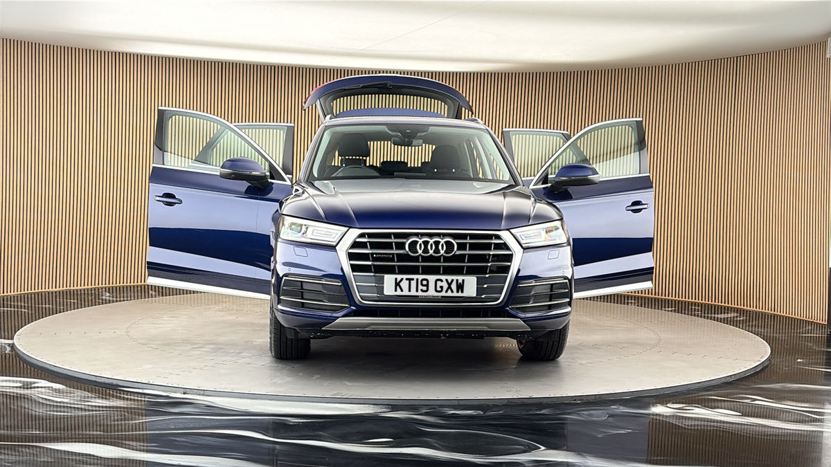 More views of Audi Q5