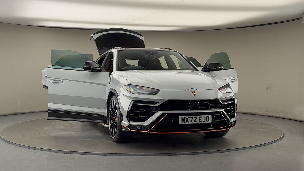 More views of Lamborghini Urus