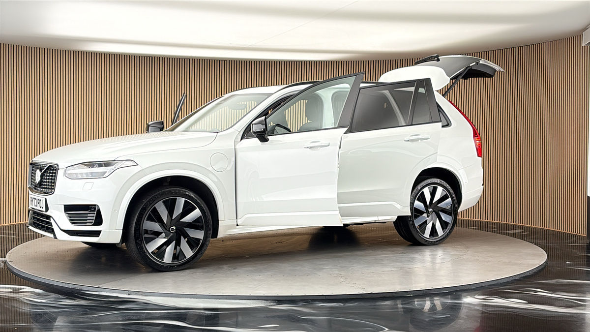 More views of Volvo XC90