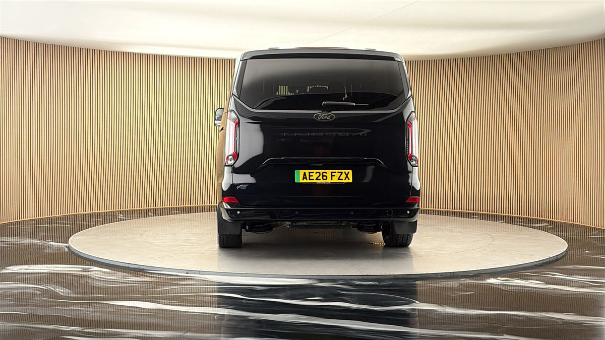 More views of Ford E-Tourneo Custom