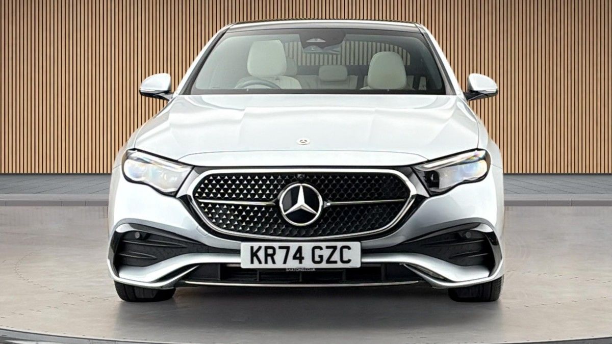 Mercedes-Benz E Class Image 3