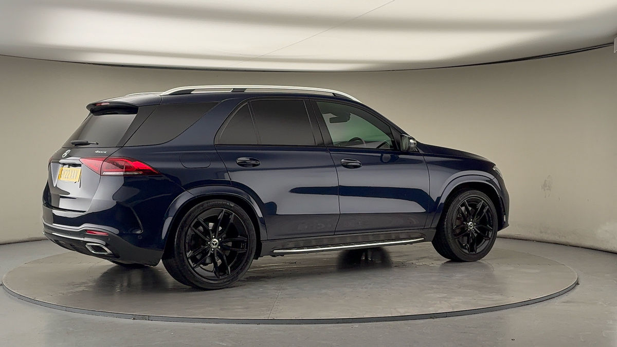 More views of Mercedes-Benz GLE