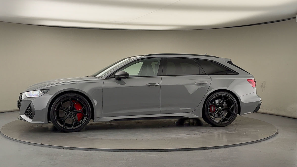 More views of Audi RS6 Avant