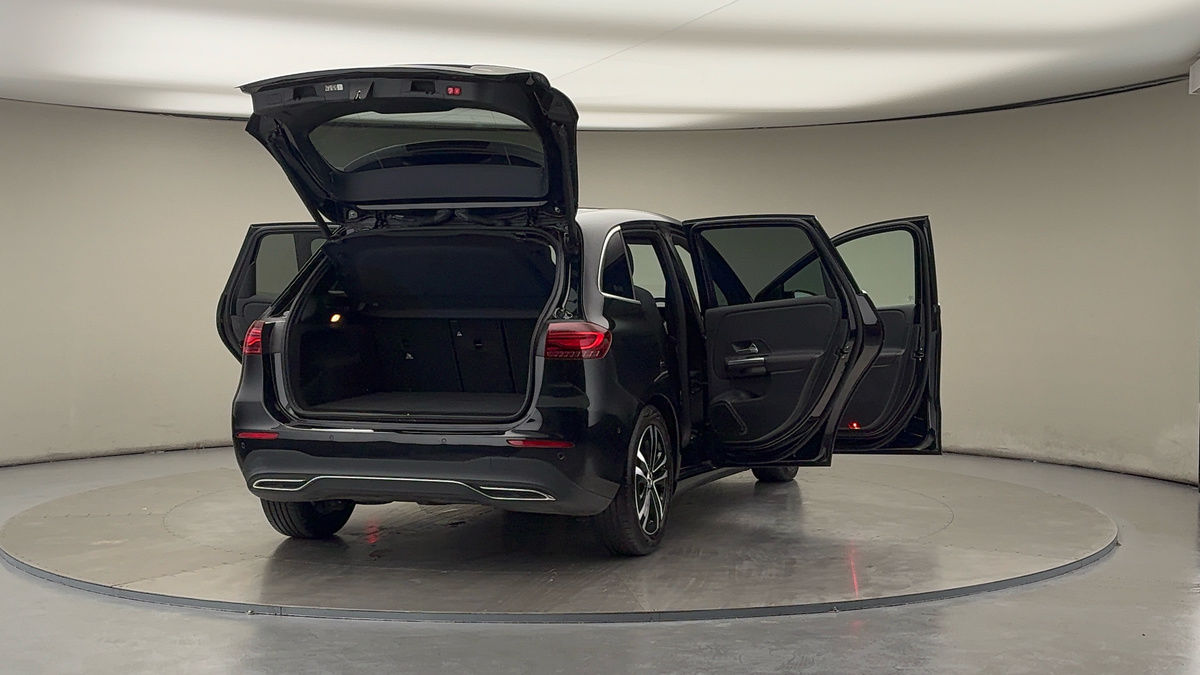 More views of Mercedes-Benz B Class