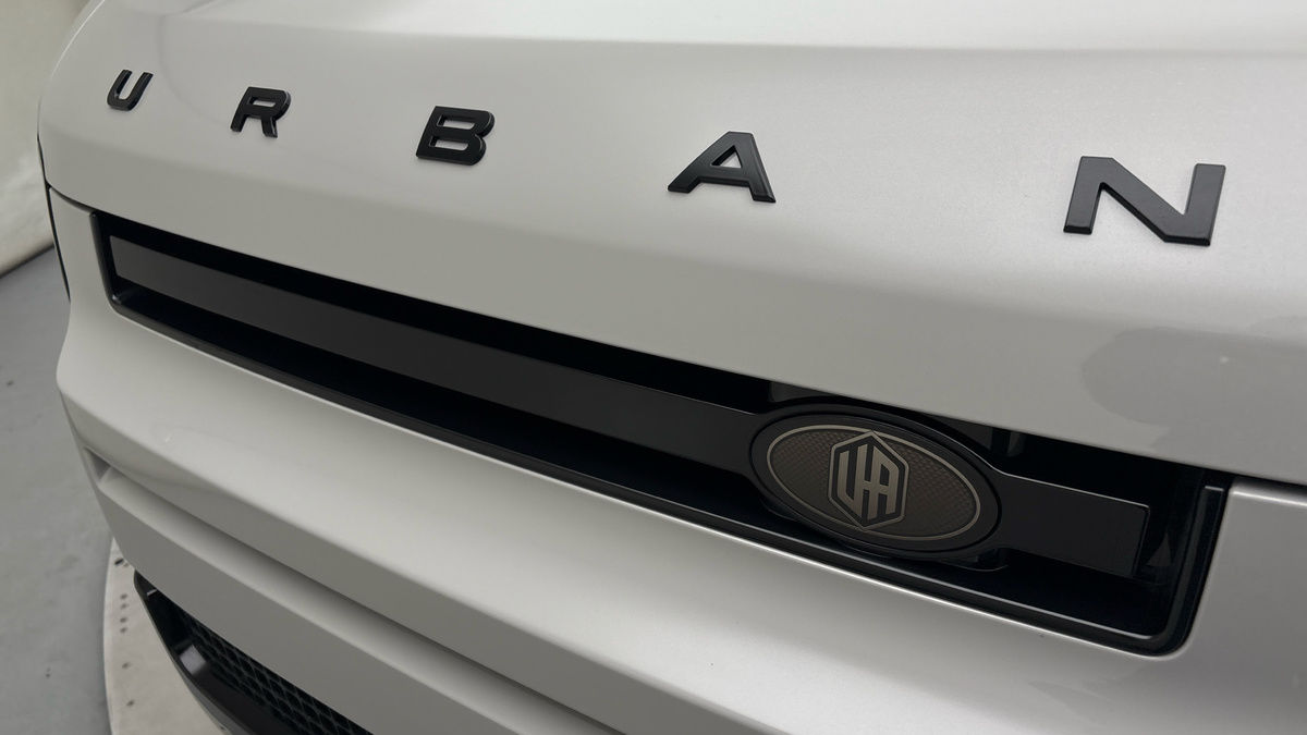 Land Rover Defender 110 Urban Image 24