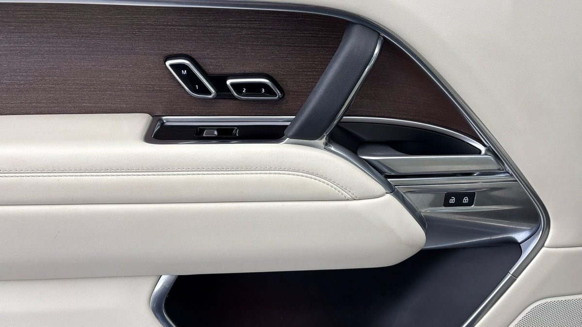 Land Rover Range Rover Image 19