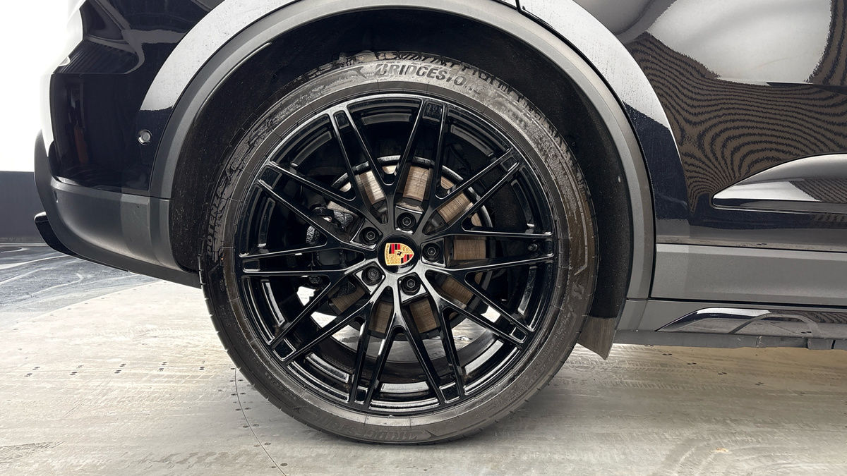 Porsche Macan Image 10