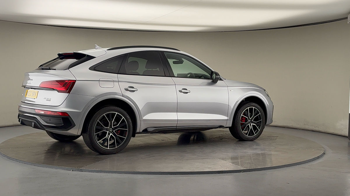 More views of Audi Q5