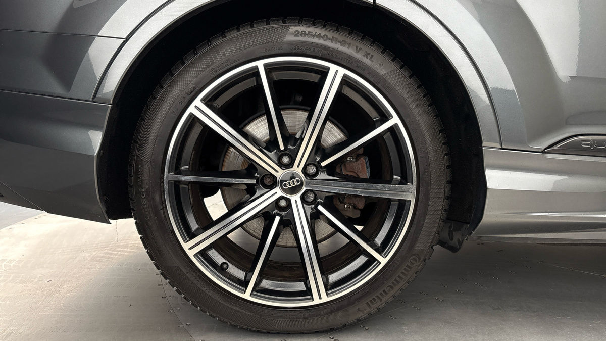 Audi Q7 Image 10